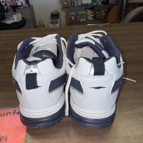 C Avia Men's shoes Avi-Verge - White/True Navy Sneakers Size 12X Wide Shoe - Picture 3 of 8